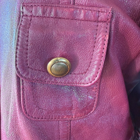 Vintage 70s berry leather coat w/ brass buttons + zip-out faux-fur lining - Picture 8 of 15